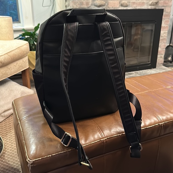 Nine West Backpack 🎒 - Picture 3 of 5